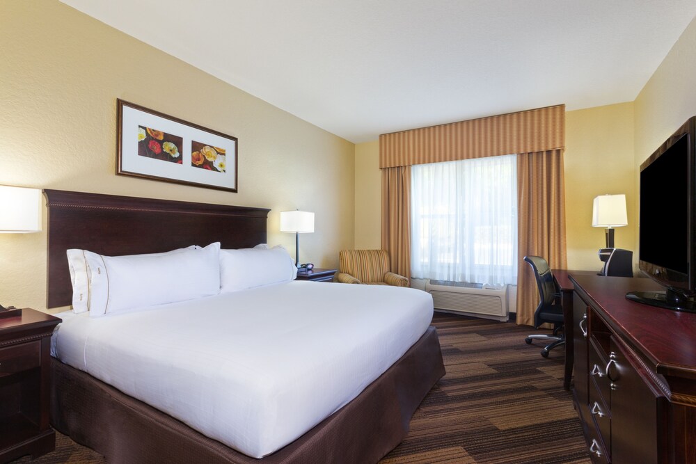 Holiday Inn Express Hotel & Suites Lakeland North - I-4, Lakeland Holiday Inn Express Hotel & Suites Lakeland North - I-4, Lakeland