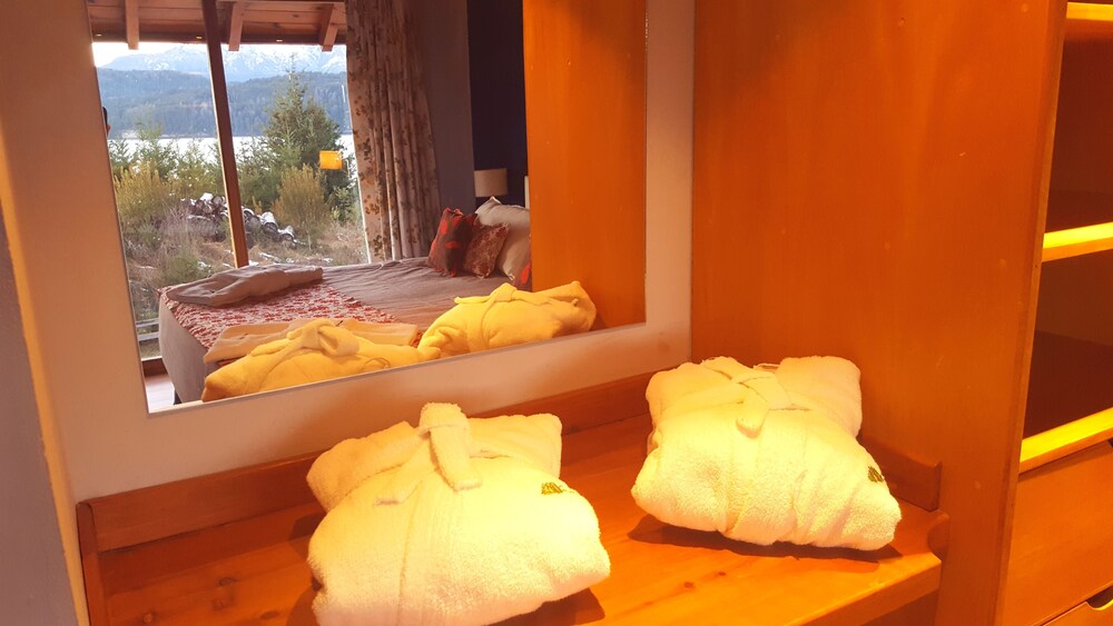 Casa del Bosque Apart, Suites & Spa, Villa La Angostura Casa del Bosque Apart, Suites & Spa, Villa La Angostura