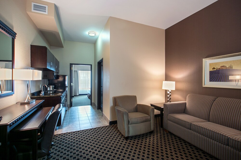 Holiday Inn Express & Suites Green Bay East, Green Bay Holiday Inn Express & Suites Green Bay East, Green Bay