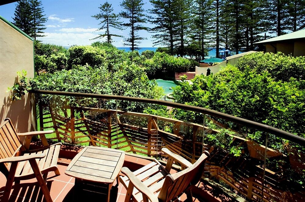 Beach Hotel Resort, Byron Bay Beach Hotel Resort, Byron Bay