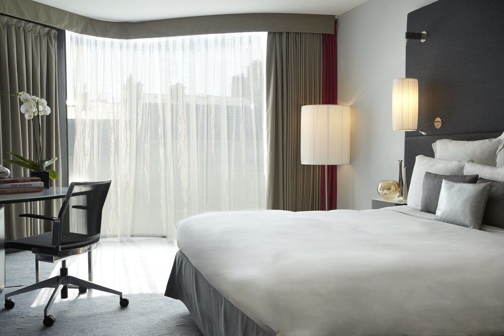 Renaissance Paris Arc de Triomphe Hotel, Paris Renaissance Paris Arc de Triomphe Hotel, Paris