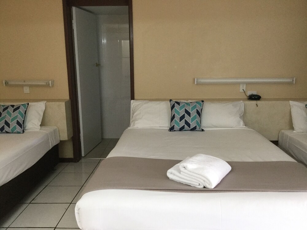 Ambassador Motel, Rockhampton Ambassador Motel, Rockhampton
