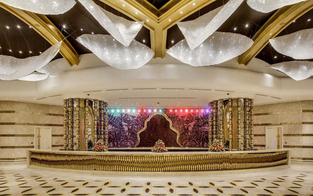 Nagaworld Hotel & Entertainment Complex, Phnom Penh Nagaworld Hotel & Entertainment Complex, Phnom Penh