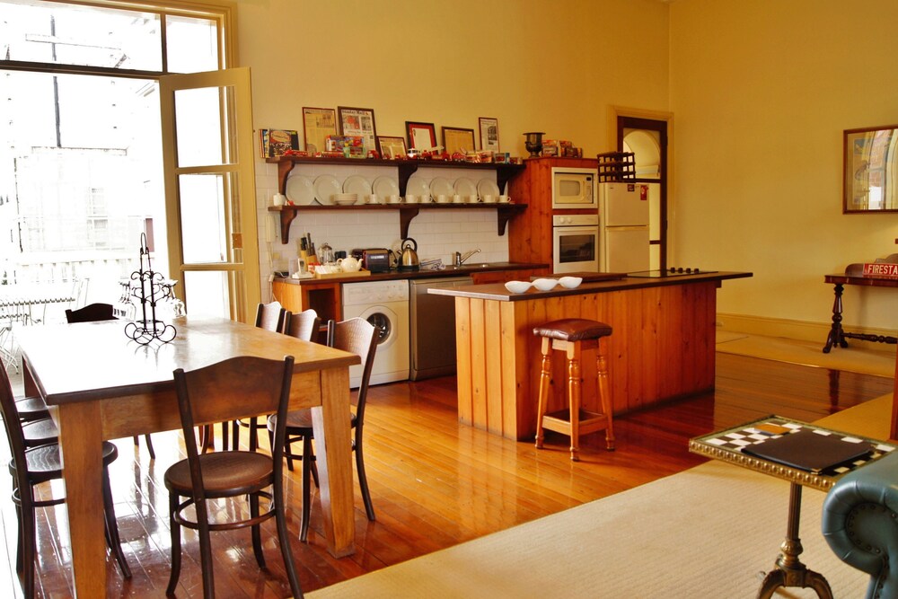 Fire Station Inn, Adelaide Fire Station Inn, Adelaide