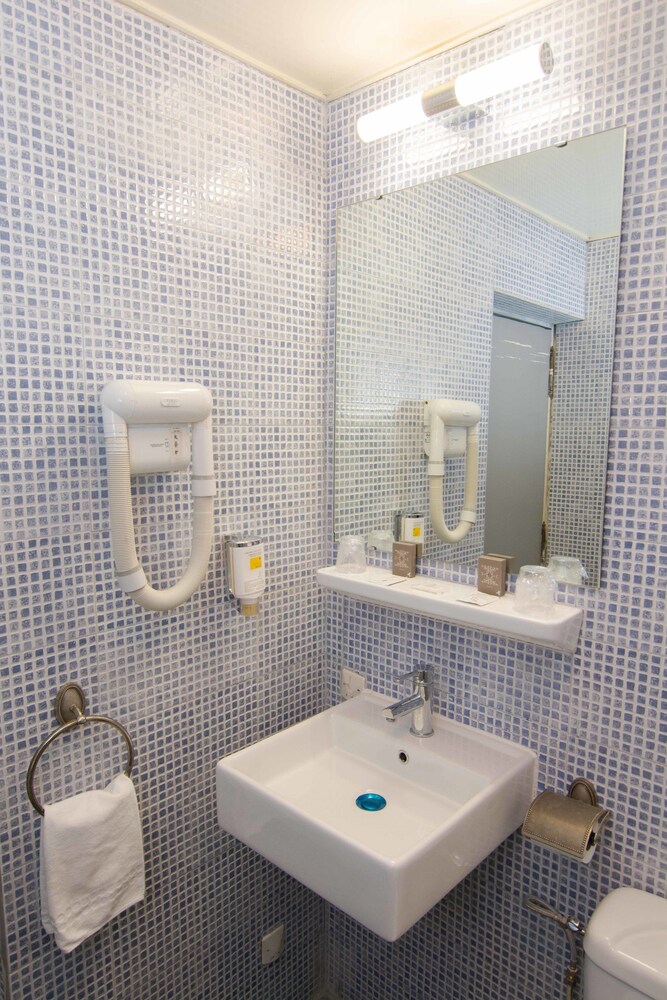 Empire Hotel, Nîmes Empire Hotel, Nîmes