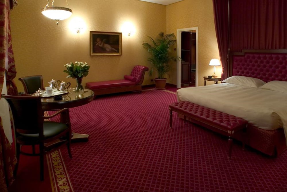 Maxim Hotel, Milan Maxim Hotel, Milan