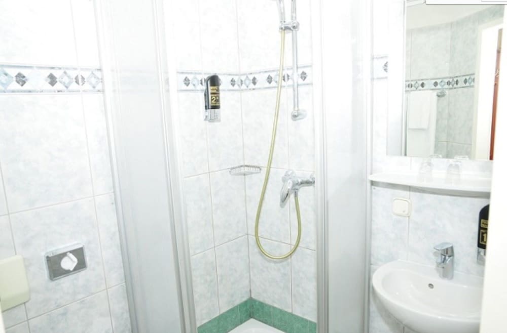 Hotel Pension Andreas, Vienna Hotel Pension Andreas, Vienna