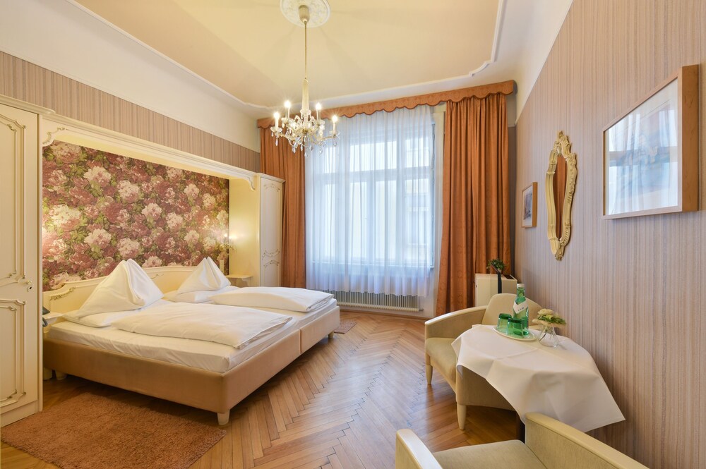Hotel Pension Baronesse, Vienna Hotel Pension Baronesse, Vienna