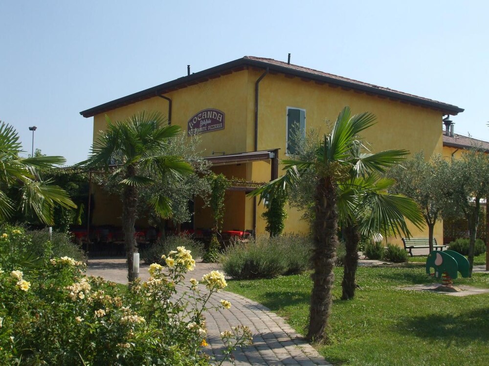 Hotel Bella Italia, Lake Garda Hotel Bella Italia, Lake Garda