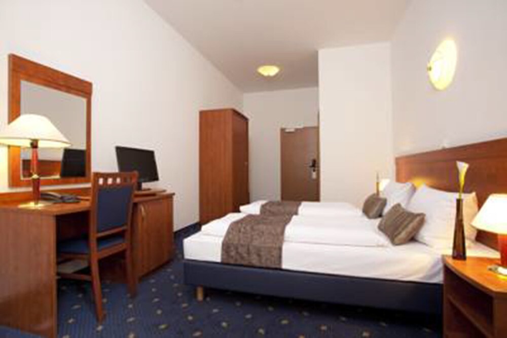 Hotel Atrium Charlottenburg, Berlin Hotel Atrium Charlottenburg, Berlin