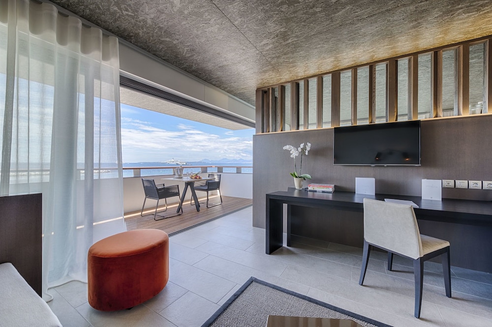 Cap d Antibes Beach Hotel, Antibes Cap d Antibes Beach Hotel, Antibes