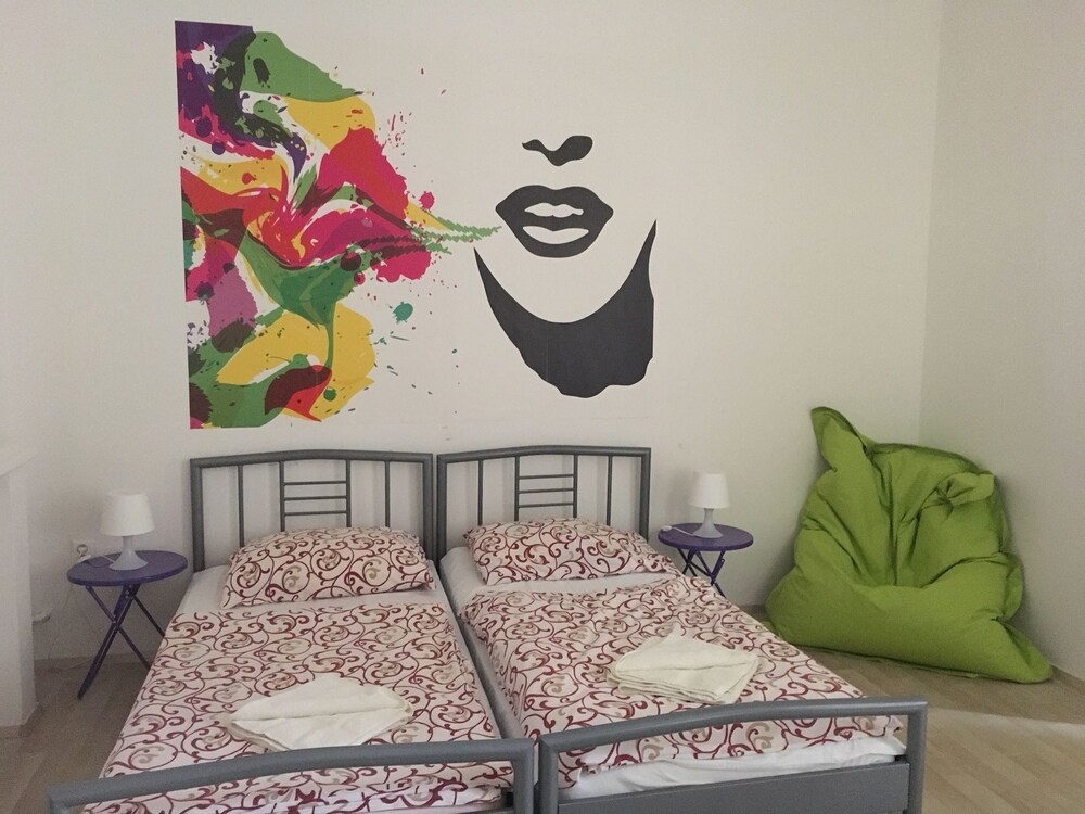 Pension Tara - Hostel, Prague Pension Tara - Hostel, Prague