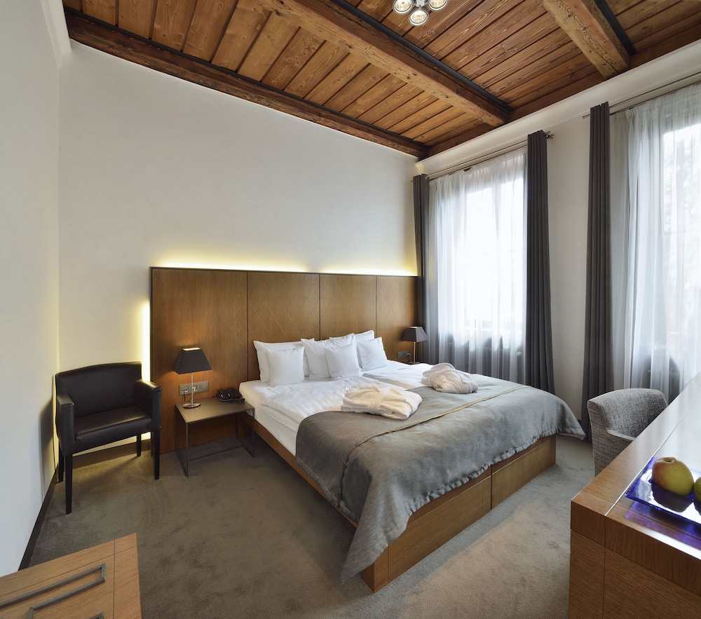 Hotel Albrecht, Bratislava Hotel Albrecht, Bratislava