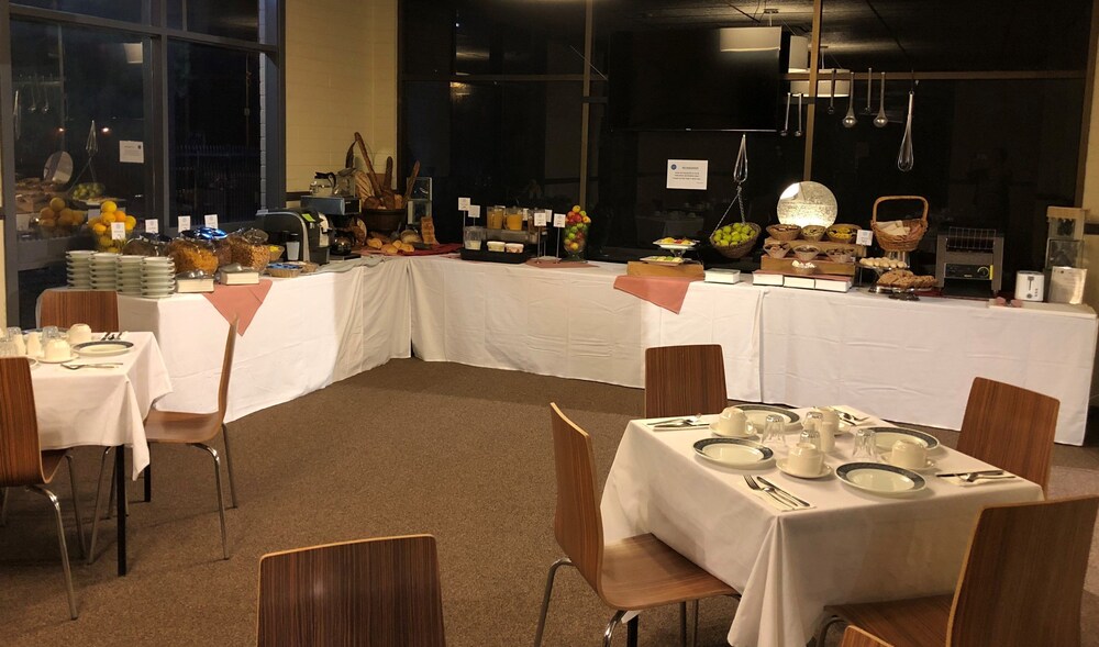 Opal Inn Hotel Motel, Coober Pedy Opal Inn Hotel Motel, Coober Pedy