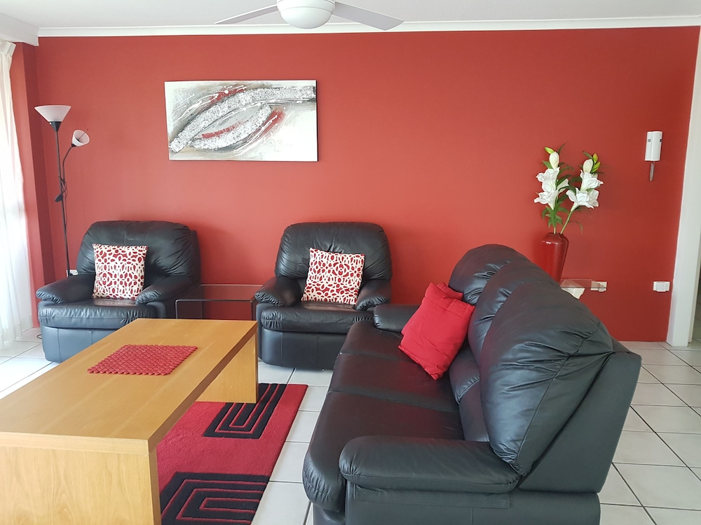 Baronnet Apartments, Gold Coast Baronnet Apartments, Gold Coast