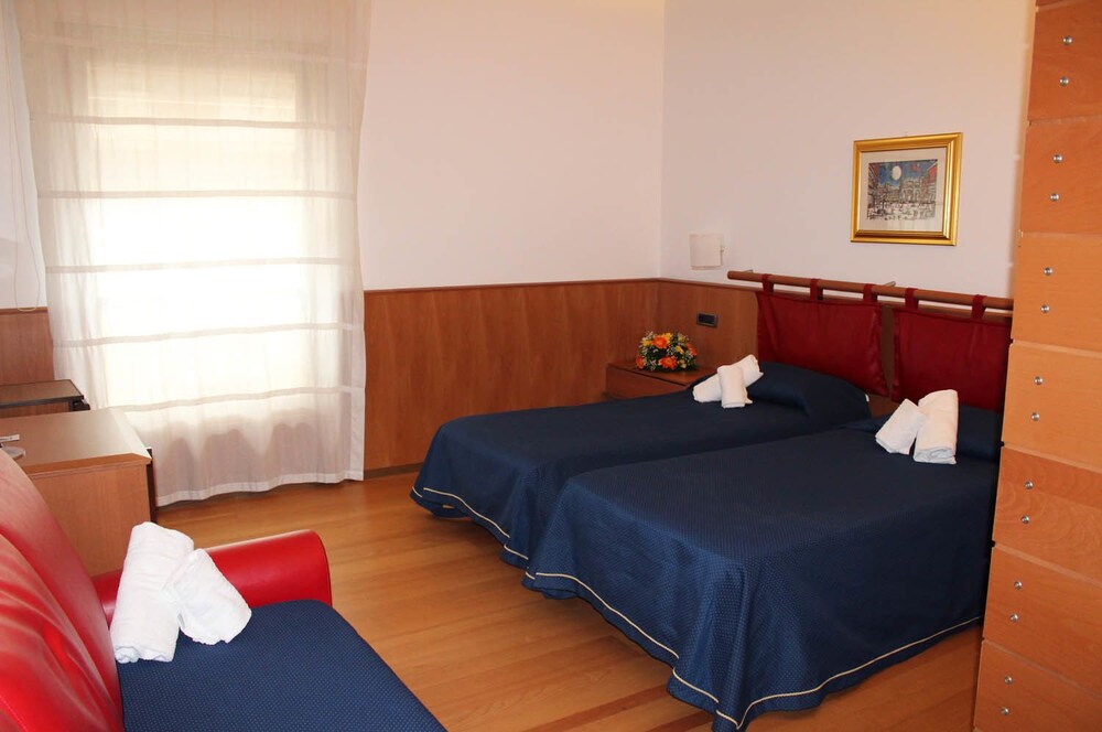 Grand Hotel Leon d'Oro, Bari Grand Hotel Leon d'Oro, Bari