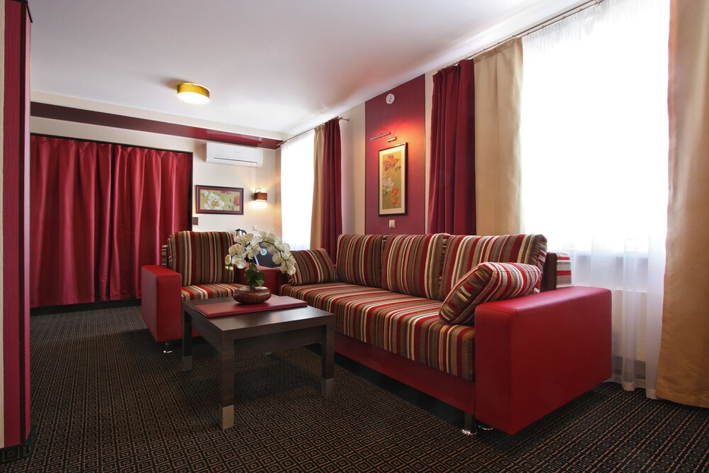Liner Airporthotel Ekaterinburg, Ekaterinburg Liner Airporthotel Ekaterinburg, Ekaterinburg