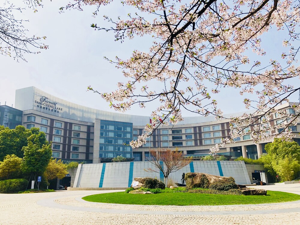 Fairmont Yangcheng Lake, Suzhou Fairmont Yangcheng Lake, Suzhou