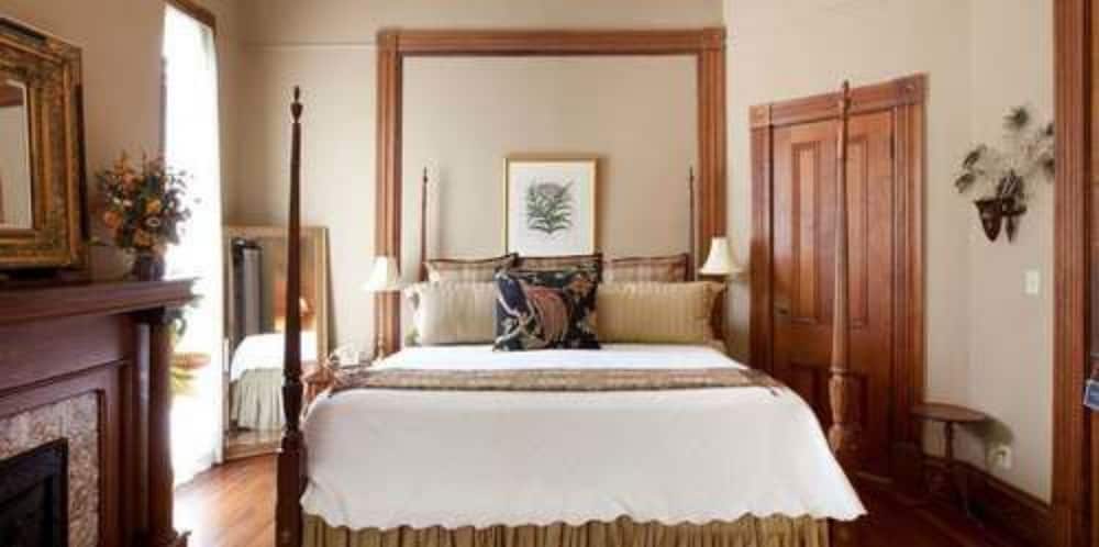 Forsyth Park Inn, Savannah Forsyth Park Inn, Savannah