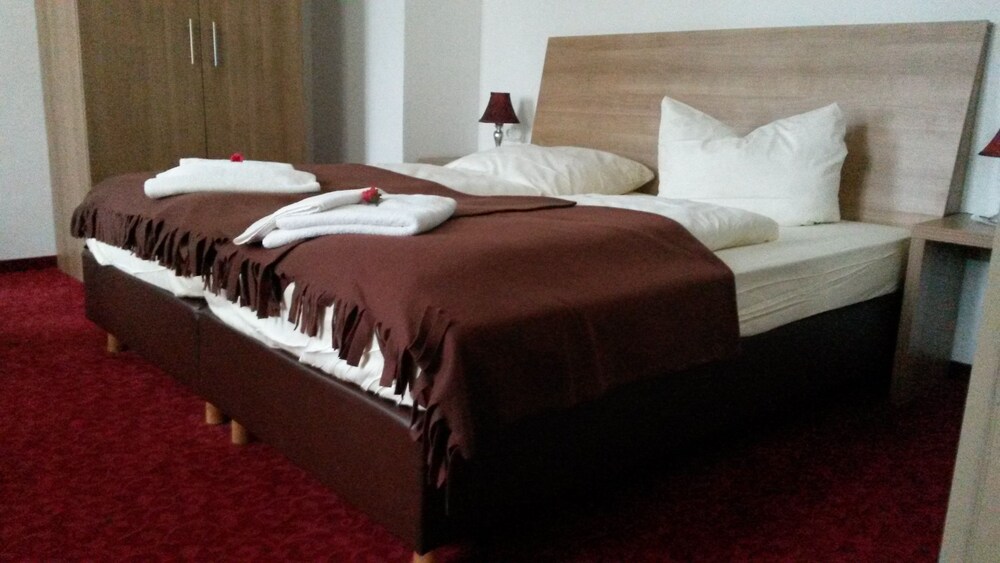 Boutiquehotel Goldene Rose, Rothenburg ob der Tauber Boutiquehotel Goldene Rose, Rothenburg ob der Tauber