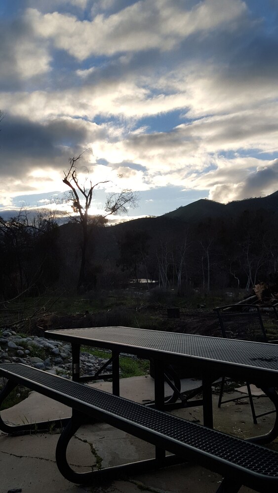 Sequoia Riverfront Cabins Tulare Price Address Reviews