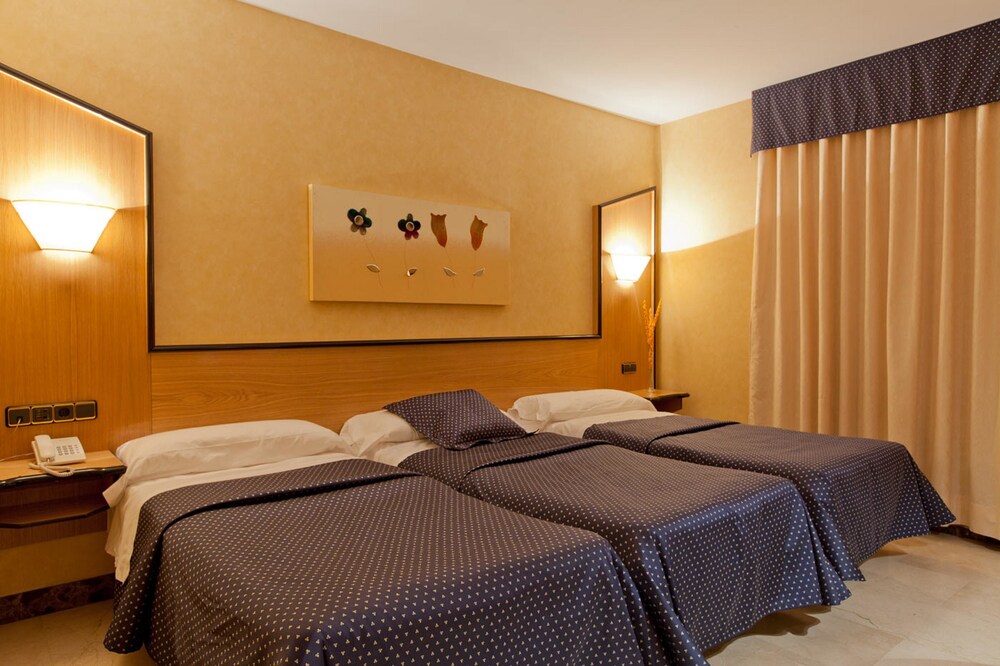 Hotel Ciudad de Navalcarnero, Madrid Hotel Ciudad de Navalcarnero, Madrid