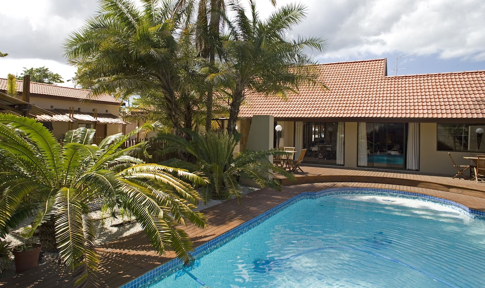Ibhayi Guest Lodge, Port Elizabeth Ibhayi Guest Lodge, Port Elizabeth