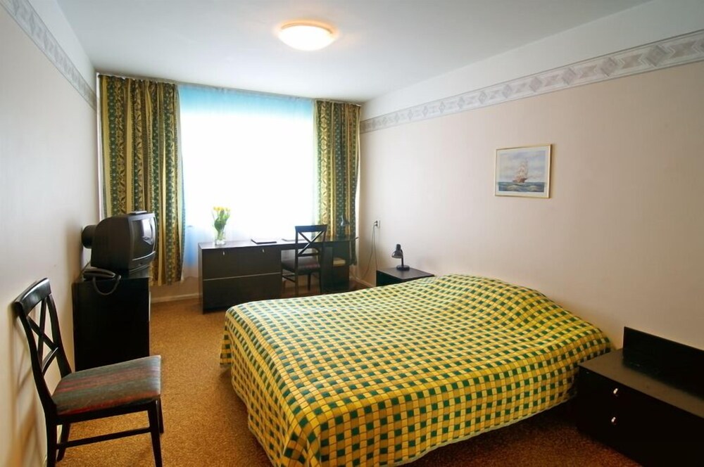 Hotel Dzingel, Tallinn Hotel Dzingel, Tallinn
