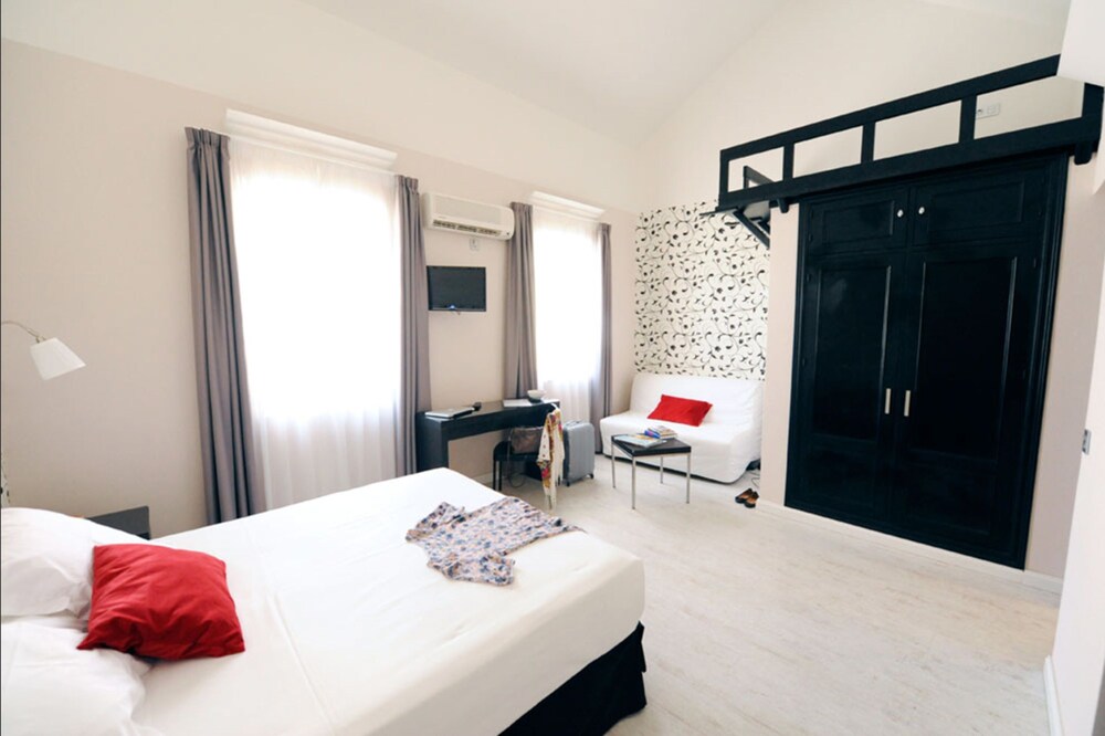 Hotel Domus, Malaga Hotel Domus, Malaga