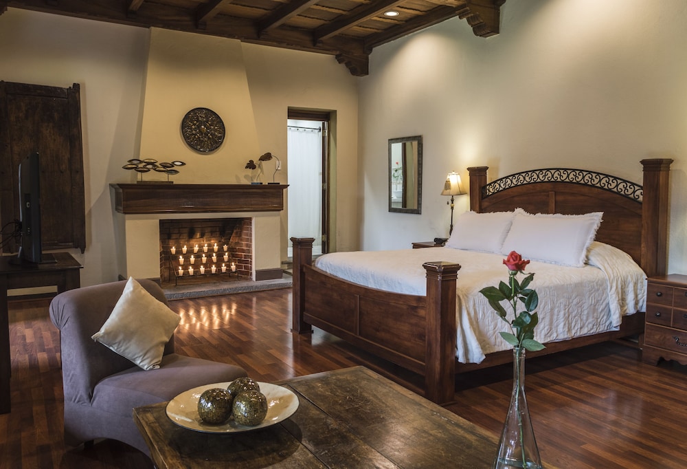 Casa Santa Rosa Hotel Boutique, Antigua Guatemala Casa Santa Rosa Hotel Boutique, Antigua Guatemala
