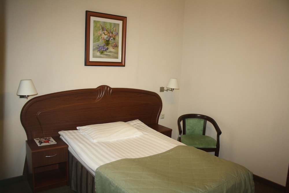 Cronwell Inn Stremyannaya, Saint Petersburg Cronwell Inn Stremyannaya, Saint Petersburg
