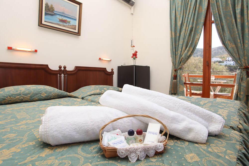 Maistrali, Syros Maistrali, Syros