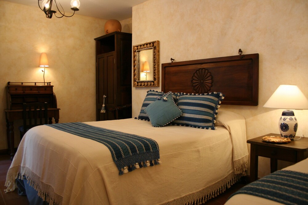 Hotel Los Pasos, Antigua Guatemala Hotel Los Pasos, Antigua Guatemala
