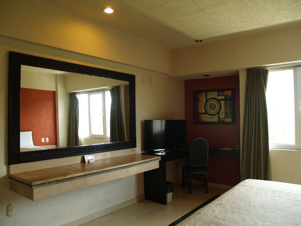 Real del Sol Hotel, Guadalajara Real del Sol Hotel, Guadalajara