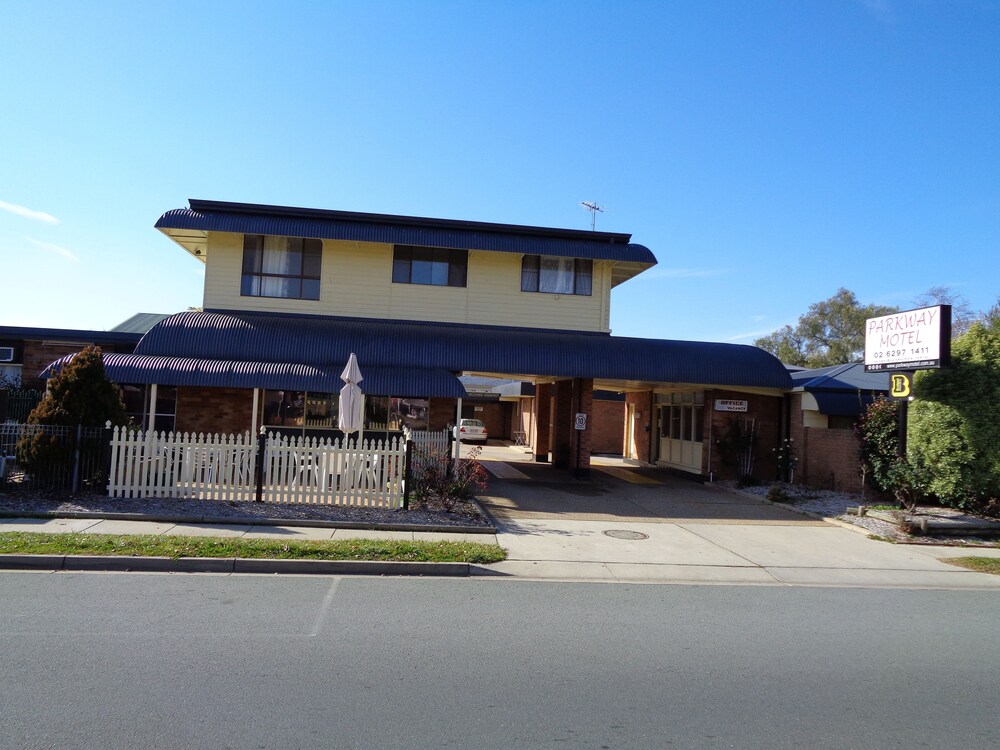 Parkway Motel, Canberra Parkway Motel, Canberra