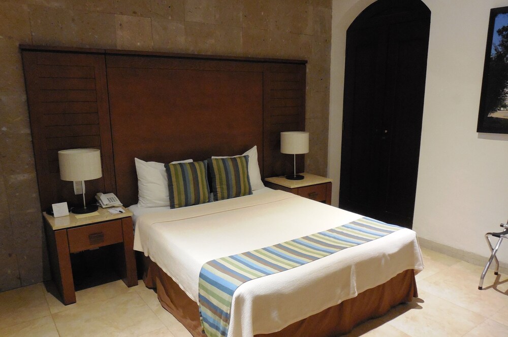 Casa Continental, Merida Casa Continental, Merida
