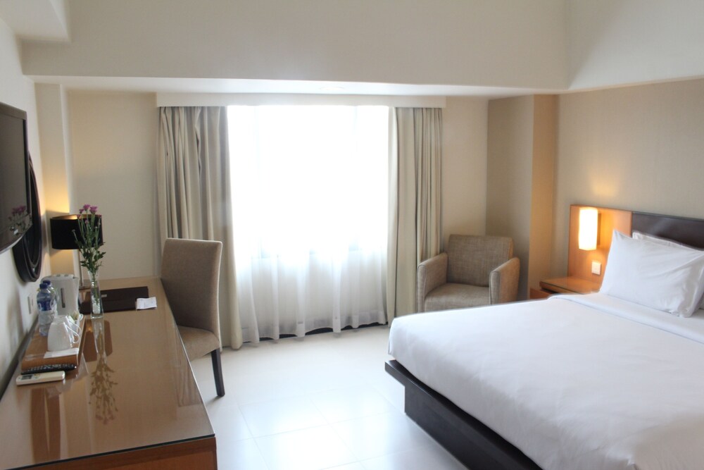 Santika Hotel Surabaya, Surabaya Santika Hotel Surabaya, Surabaya