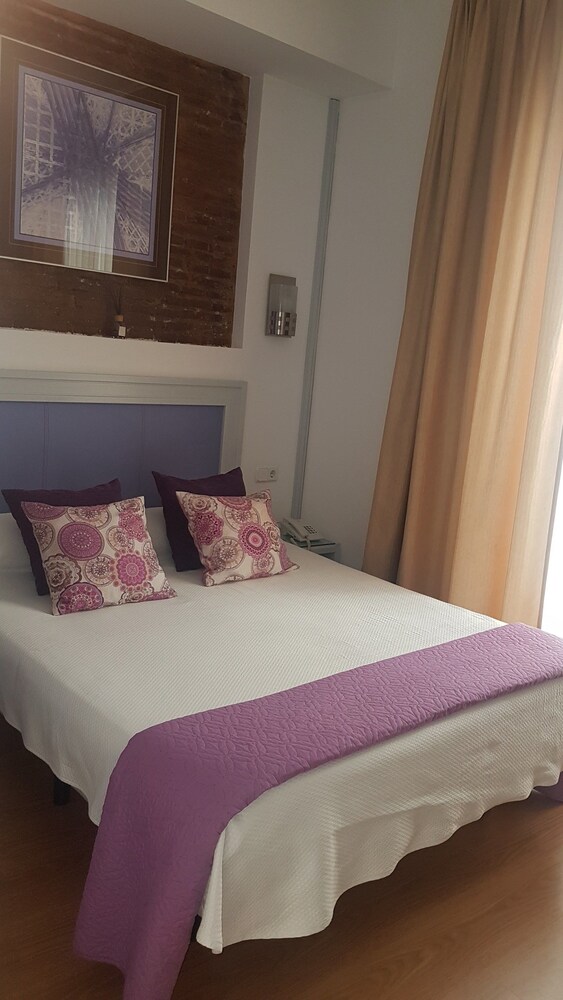 Hotel Boutique Doña Lola, Seville Hotel Boutique Doña Lola, Seville