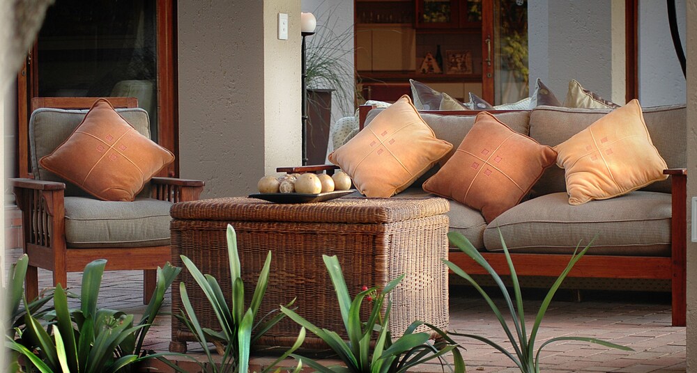 Lourie Lodge, Johannesburg Lourie Lodge, Johannesburg
