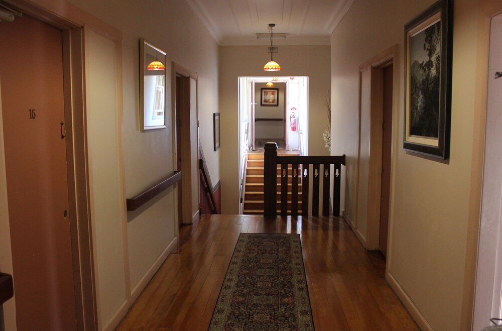 Burwood Bed And Breakfast, Sydney Burwood Bed And Breakfast, Sydney