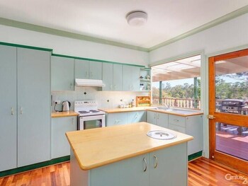 Amamoor Homestead B&B and Country Cottages, Bundaberg Amamoor Homestead B&B and Country Cottages, Bundaberg
