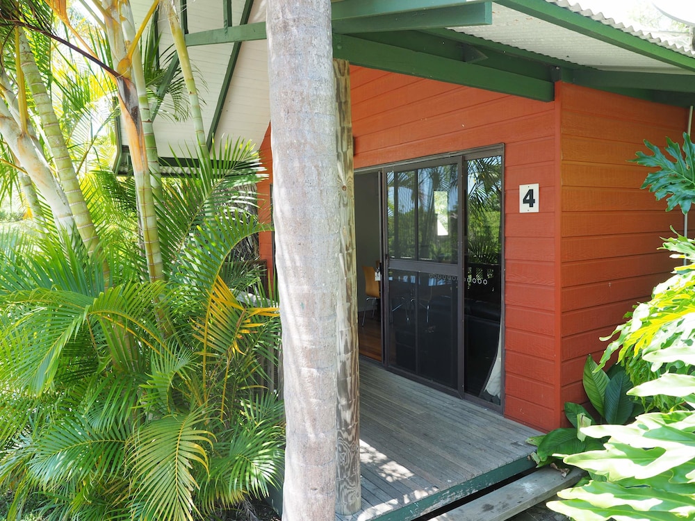 Paradise Palms Resort, Coffs Harbour Paradise Palms Resort, Coffs Harbour