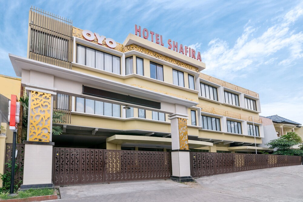 Oyo 1309 Hotel Shafira Yogyakarta 1 3 Price Address Reviews