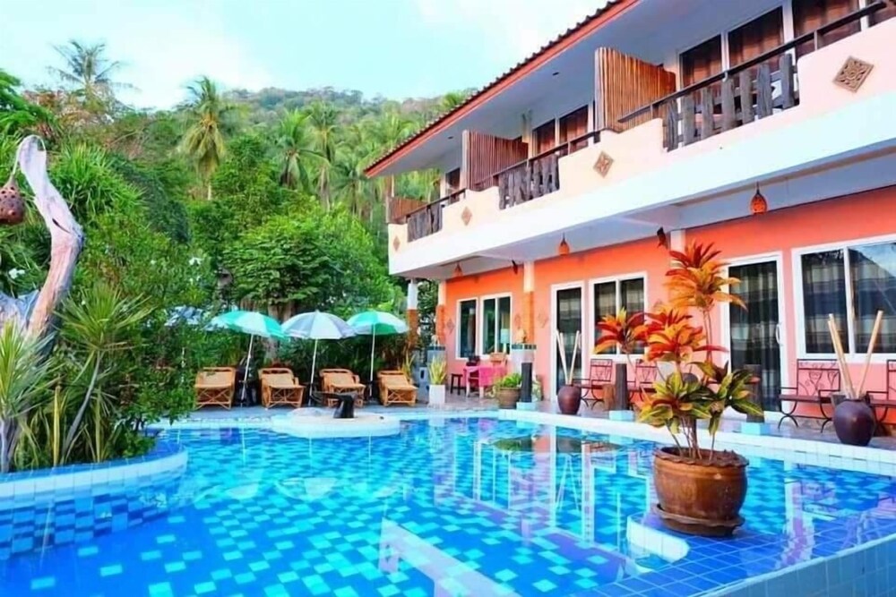 Sairee View Resort - Tap to explore photos