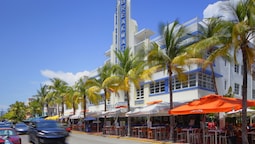 Hotel Breakwater South Beach