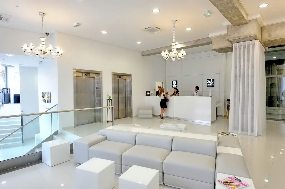 Comfort Hotel Centre Del Mon, Perpignan Comfort Hotel Centre Del Mon, Perpignan