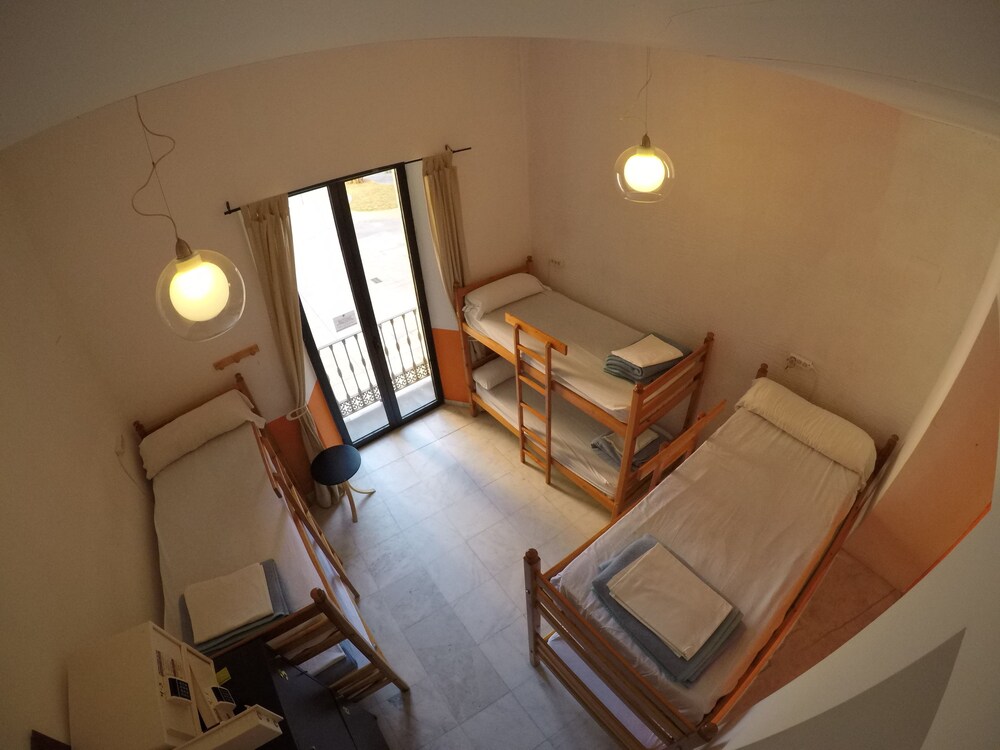 Oasis Backpackers' Hostel Sevilla, Seville Oasis Backpackers' Hostel Sevilla, Seville