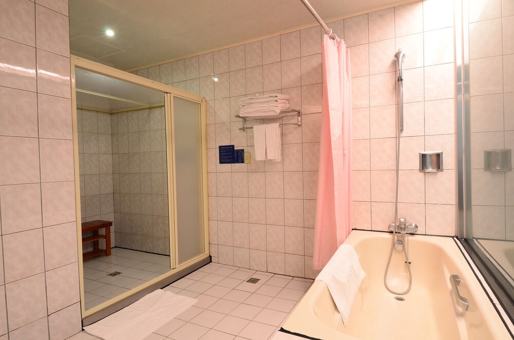 Majesty Hotel, Taoyuan Majesty Hotel, Taoyuan
