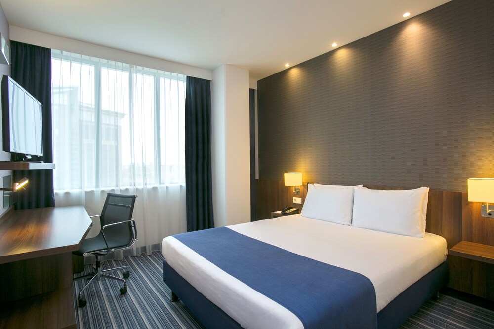 Holiday Inn Express Amsterdam - Schiphol, Amsterdam Holiday Inn Express Amsterdam - Schiphol, Amsterdam