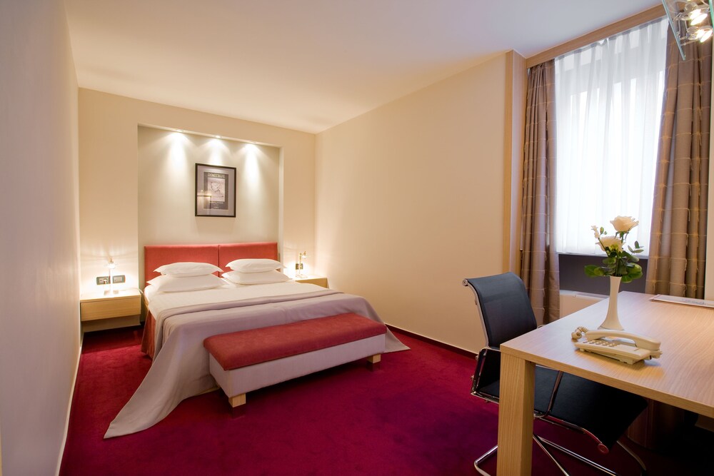 Hotel Laguna, Zagreb Hotel Laguna, Zagreb